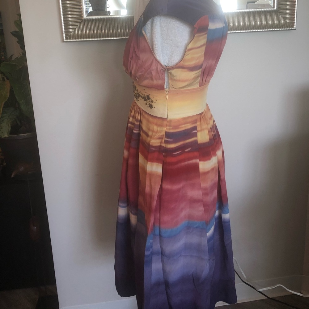 Dress - Picture 2 of 4